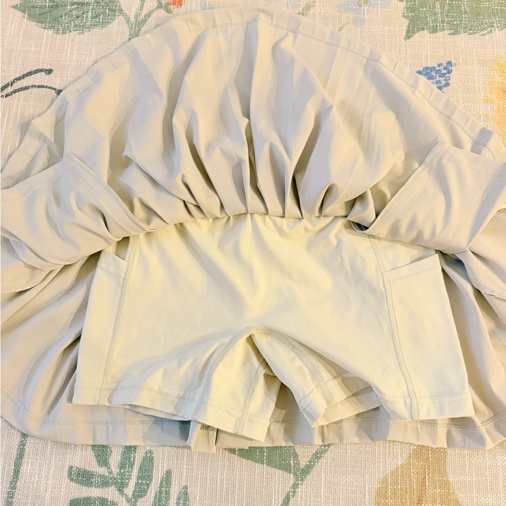 GOLD HINGE // Tiered Pleated Tennis Skirt NWT - Picture 6 of 11